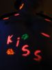 19-Neon-kisses